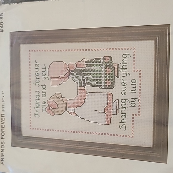 Lynn Craft Cross Stitch Kit #40-85 FRIENDS FOREVER 5"x7" Design by Alma Lynn NIP - Picture 2 of 3